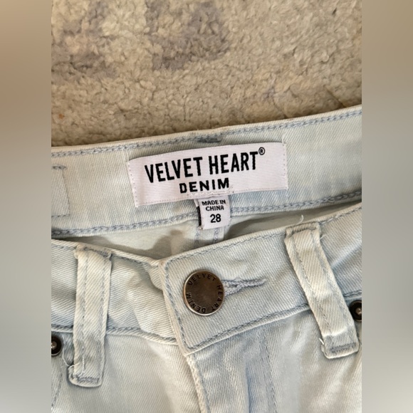 Velvet Heart High rise Jeans - Picture 2 of 4